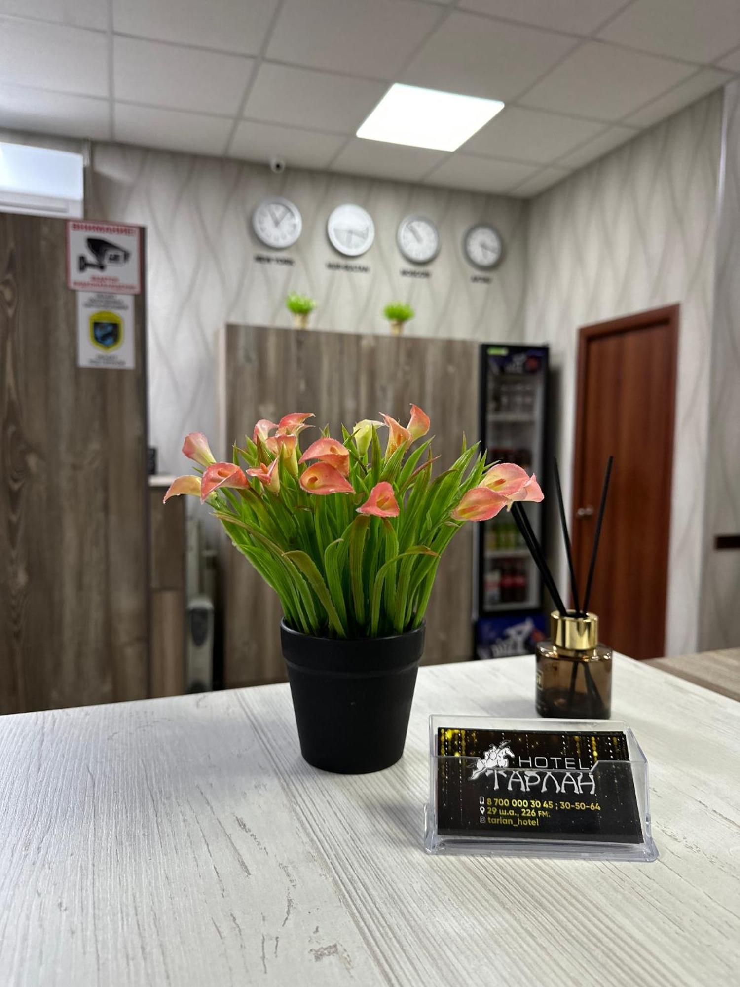 Tarlan Hotel Актау Екстер'єр фото